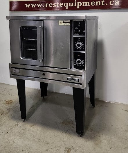 Single full size electric convection oven