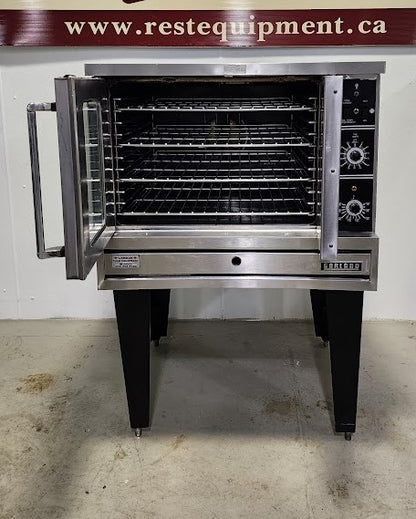 Single full size electric convection oven