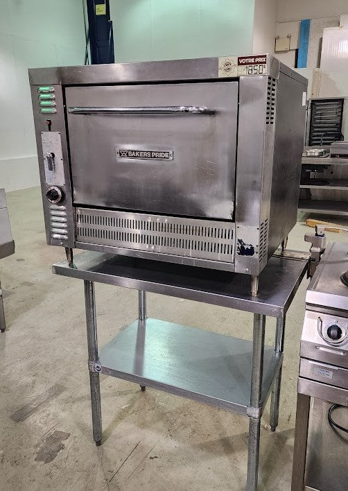 Double deck single chamber countertop gas pizza oven