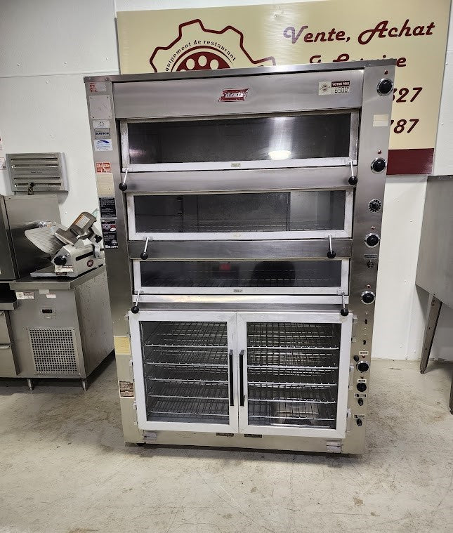 Three-deck electric baking oven with proofer