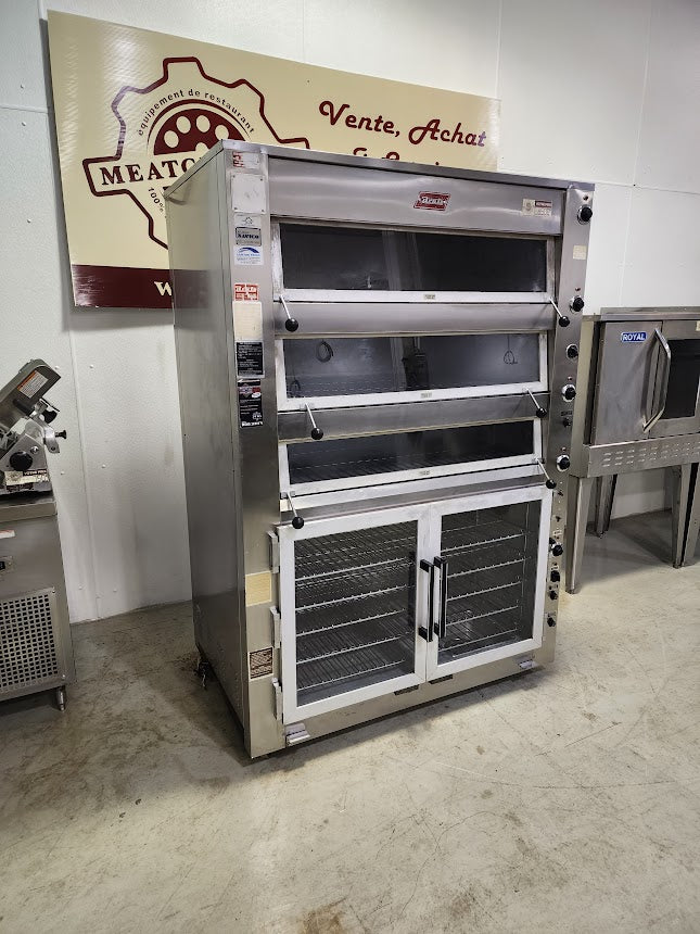 Three-deck electric baking oven with proofer