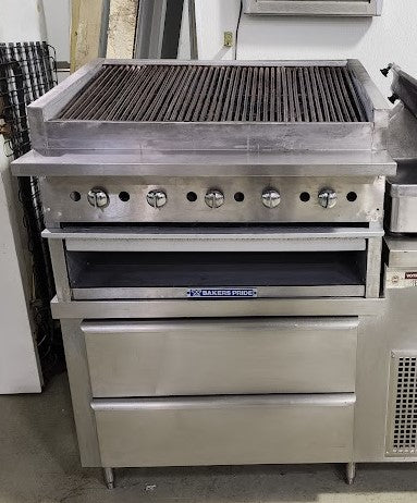 Radiant gas charbroiler 36"