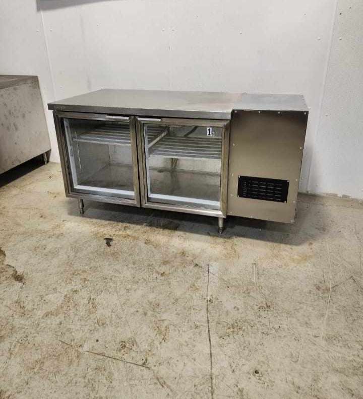 Back bar cooler with glass door